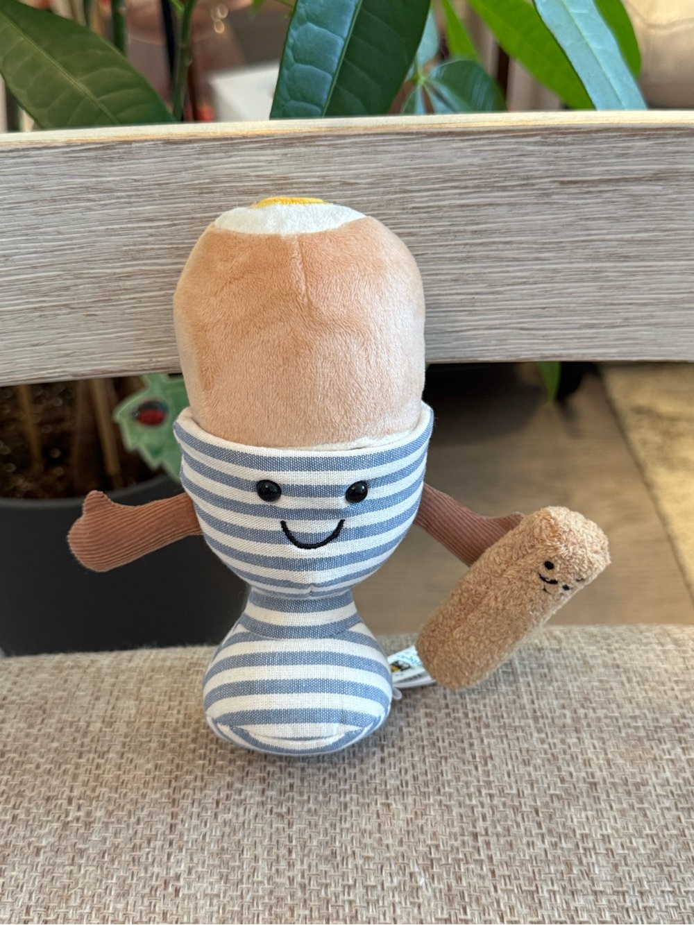 Jellycat Eggetha Egg & Lance Soldier